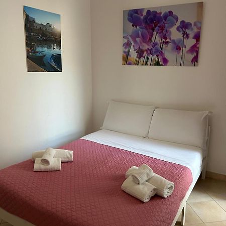 My Monopoli- Casa Dei Fiori "Orchidea" Centro Storico Hotel Luaran gambar