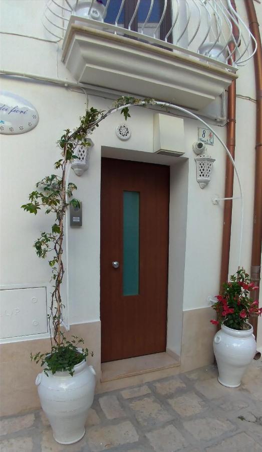 My Monopoli- Casa Dei Fiori "Orchidea" Centro Storico Hotel Luaran gambar